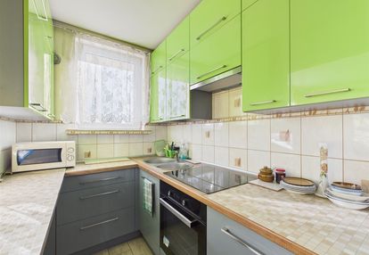 3 pokoje / centrum / do zamieszkania