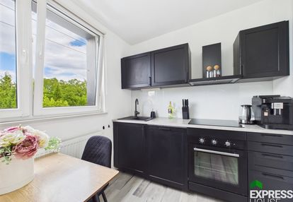 2 pokojowe w domu z piwnicą, 51 m2 do zamieszkania