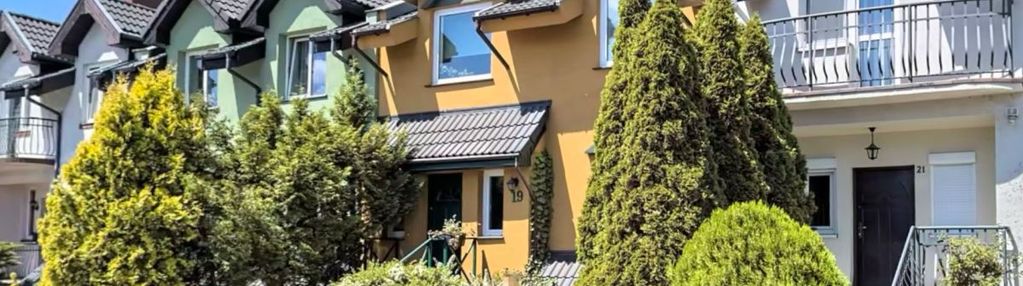 Dom strzeszyn w zabudowie szeregowej