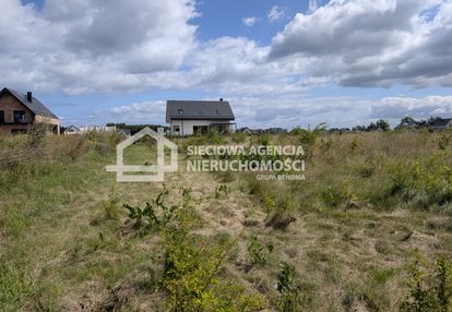 Działka budowlana o pow. 858 m2, wiślinka