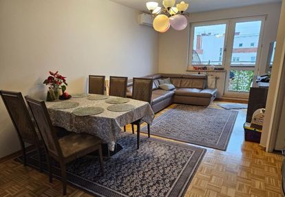 | 3 pokoje | duży balkon | dostęp do basenu |