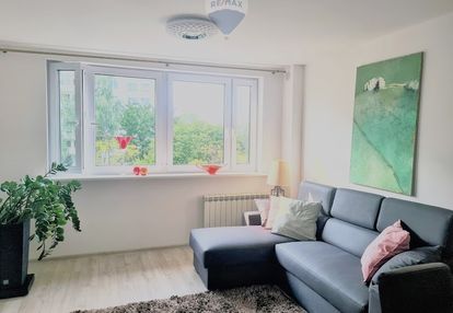 Dwa pokoje 55m2,z balkonem, włochy