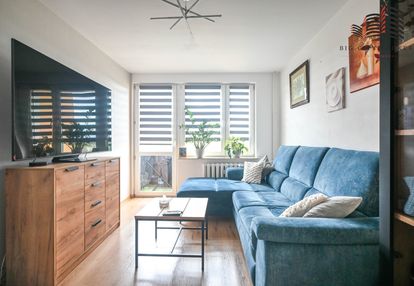 2 pokoje z oddzielną kuchnią i balkonem | od lipca