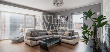 Przestronny apartament z wykuszem | chmielna park