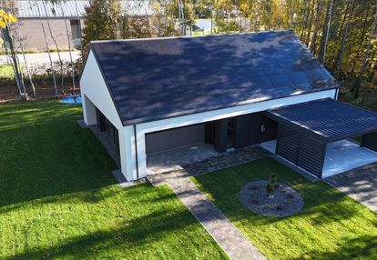 Nowo wybudowany w pełni energooszczędny dom