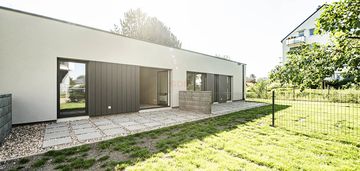 Budynek parterowy | 2 pokoje | komórka lokatorska | garaż podziemny