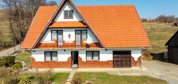 Dom wolnostojący na dużej działce - spytkowice