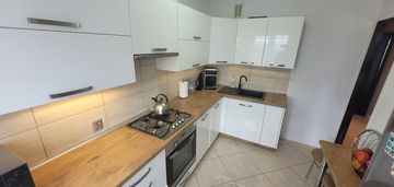 2 pokoje 48m2 do zamieszkania balkon winda os. jagiellońska