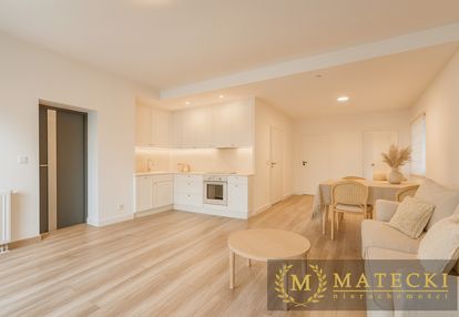 Dom na dębcu 151,88 m² - możliwość 2 mieszkań
