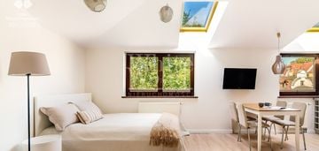 Kompaktowe studio po remoncie sopot dolny