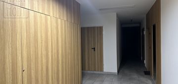2 pokoje z garażem w apartamentowcu na bielanach