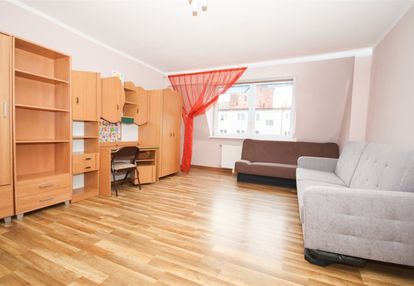 Wynajem|bema|84m2|3duże pokoje|3piętro