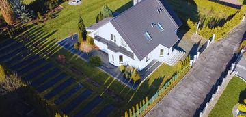 Dom – komfort, przestrzeń i urok górskiej okolicy