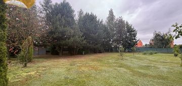 Kształtna, cicha, działka blisko centrum radzymina