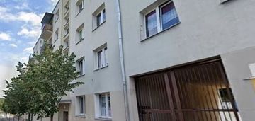 1 pokój, balkon, 1piętro, parking, teren zamknięty