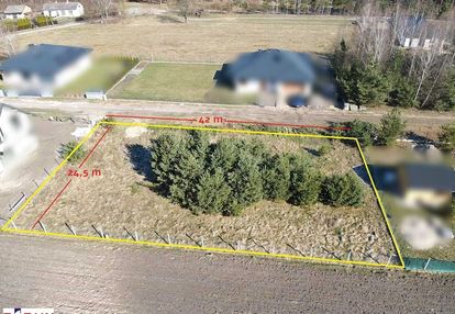 Do sprzdania działka budowlana w uszczynie.