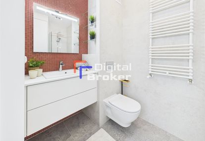 Nowe- m. postojowe- 15m2 ogródek- zielona okolica