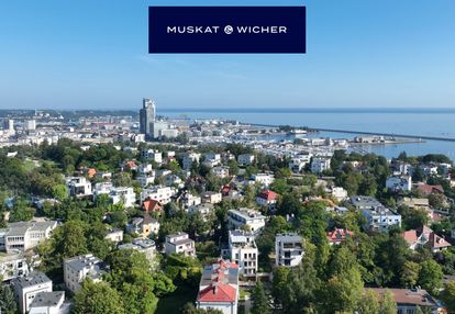 Kamienna góra -  wielomieszkaniowa i jednorodzinna