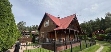 Całoroczny dom w stegnie - 300m od plaży!