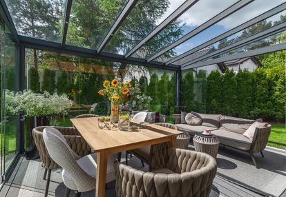 Elegancki dom z oranżerią w zaciszu gdyni