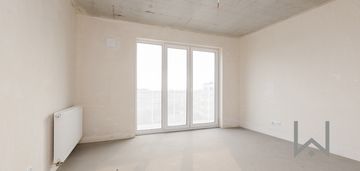 Cena z vat. 4 pok. garaż; stan deweloperski.