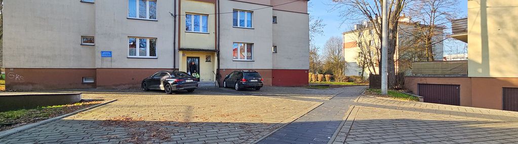 3 pokoje , kominek, las , suszarnia .....