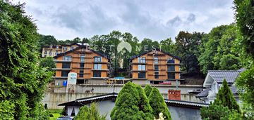 Apartament w centrum miasta z widokiem na góry