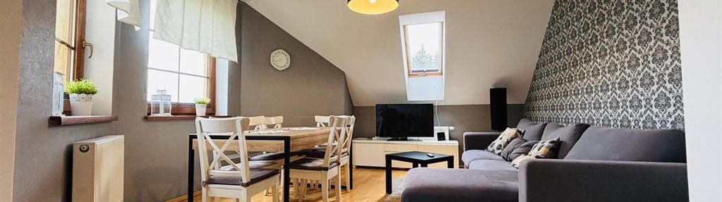 Apartament dwupoziomowy z widokiem na karkonosze