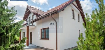 Dom wolnostojący, dzielnica stradom