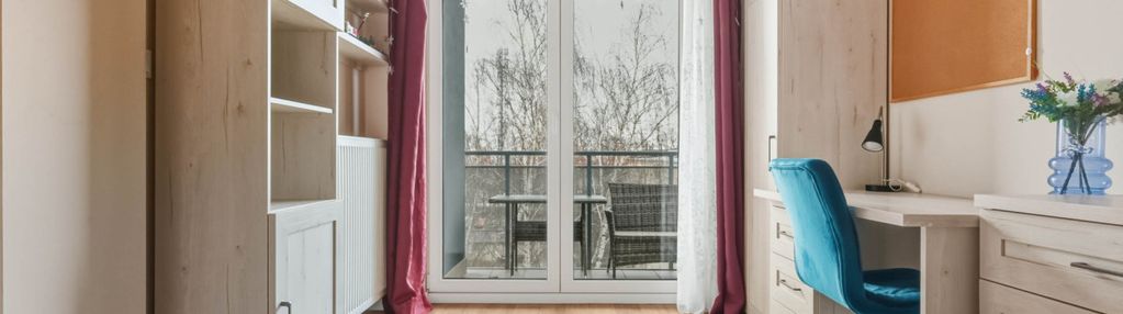 3 pokoje i garaż podziemny i 2 balkony