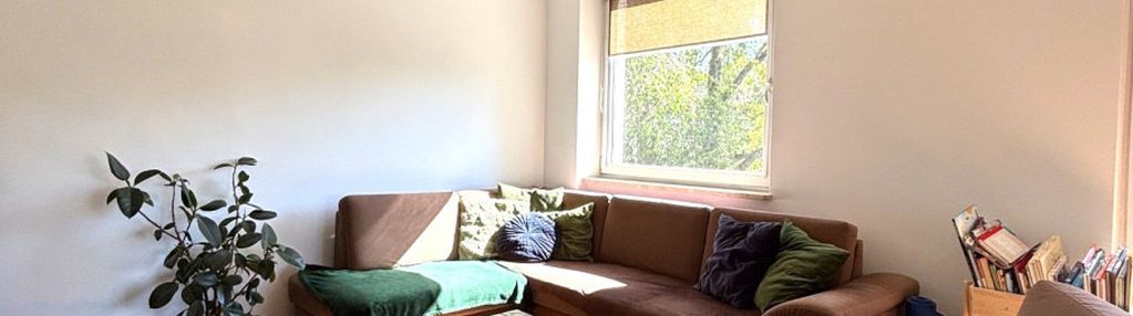 Doskonale skomunikowane, w samym centrum redłowa!