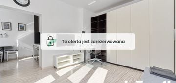 Przestronna słoneczna kawalerka w centrum