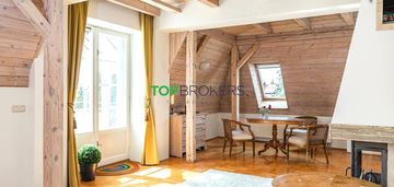 Przestronny, stylowy apartament z dużym tarasem
