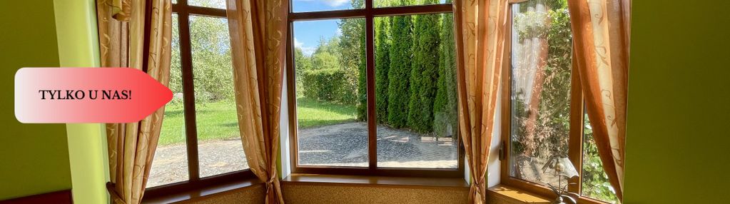 Wyjątkowy parterowy budynek z ogrodem