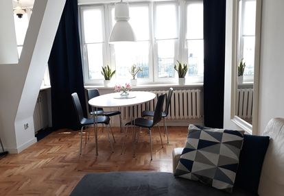 Doskonała Lokalizacja/ Miejsce Postojowe