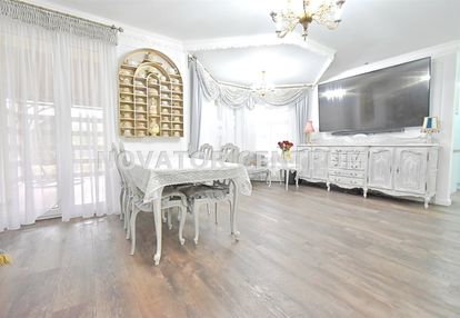 Komfortowy dom z warsztatem i pięknym ogrodem