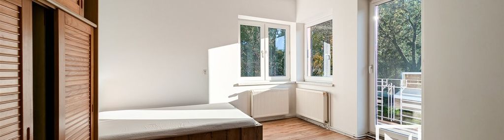 Połówka domu z ogrodem