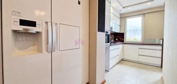 4-pokojowe mieszkanie z balkonem