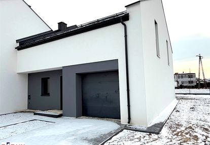 Nowy dom w zabudowie szeregowej, ul. świerkowa