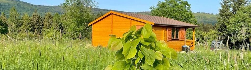 Domek rekreacyjny na działce 2000 m2 sierpnicy.