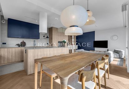 Luksusowy apartament z tarasem i widokiem na park