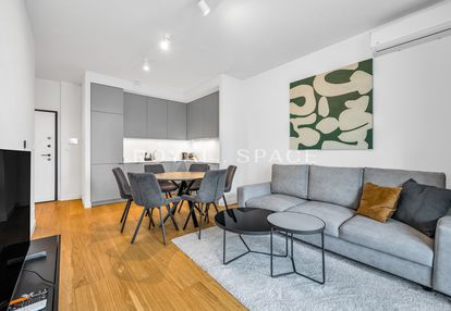 Jasny apartament z szeroką loggią | grzybowska