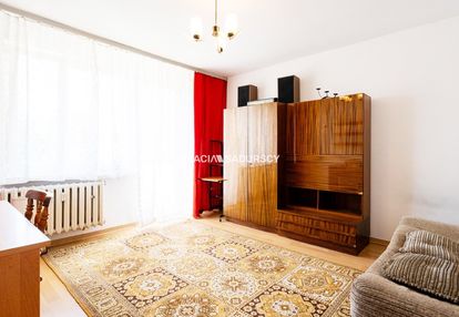 3 pok.ok 47m2 z balkonem os. podwawelskie!