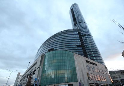 Okolice ul. gwiaździstej sky tower2013/garaż
