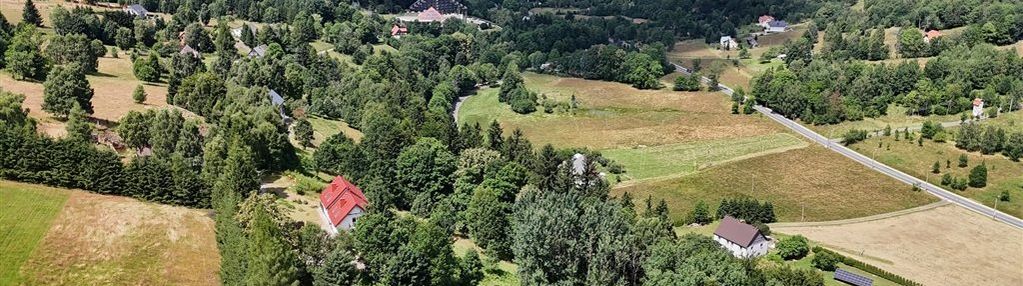 Urokliwa działka budowlana.