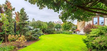 I piętro w bliźniaku (3 pokoje) i 180 m ogródka