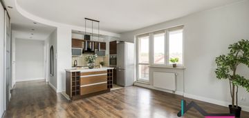 Mieszkanie 3 pokoje, winda, 2 balkony, widne!