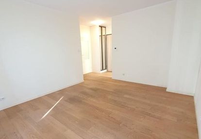 2-pokojowe mieszkanie z osobną kuchnią i balkonem