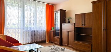 2 pokoje // topolowa // widok na zieleń