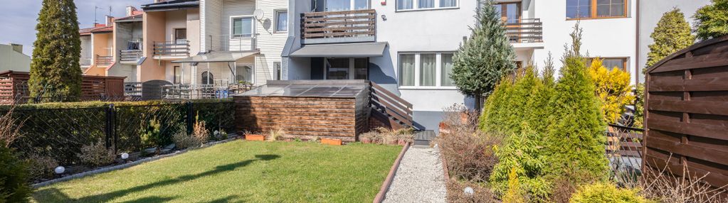 Przestronny szereg w gdańsku kiełpinek